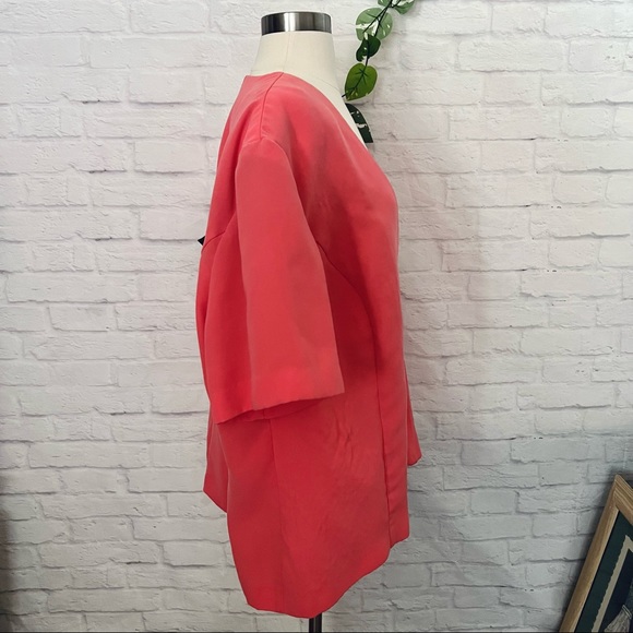 Short Sleeved Coral Blazer - Picture 10 of 14